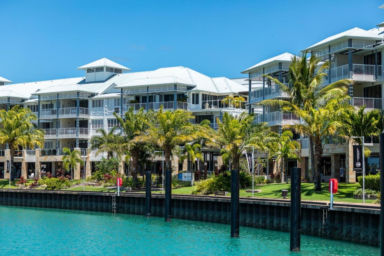 The Boathouse Apartments Airlie Beach Exteriör bild