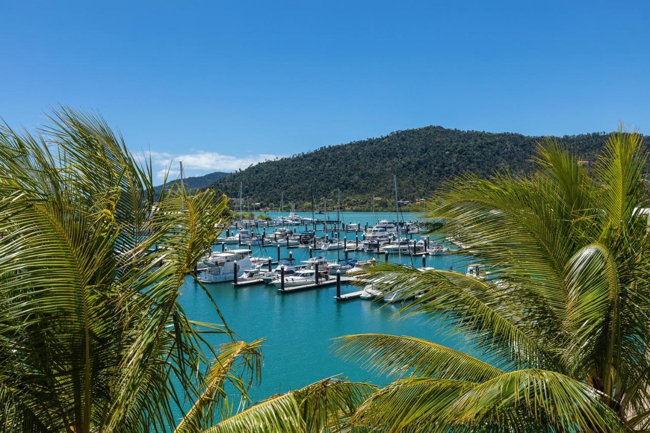 The Boathouse Apartments Airlie Beach Exteriör bild