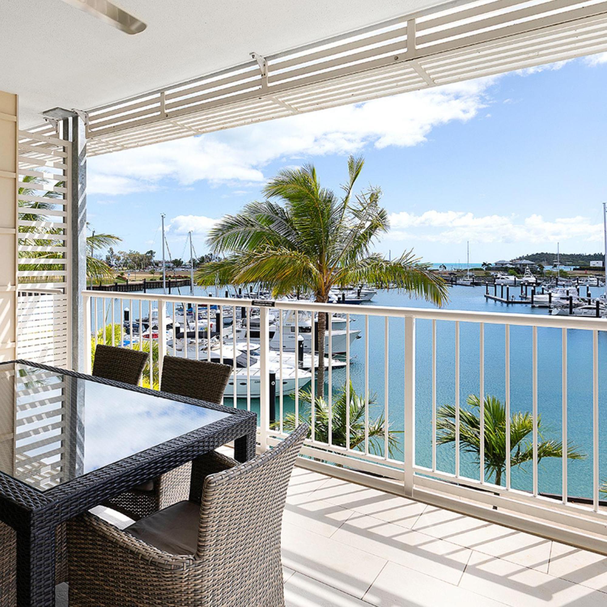 The Boathouse Apartments Airlie Beach Exteriör bild