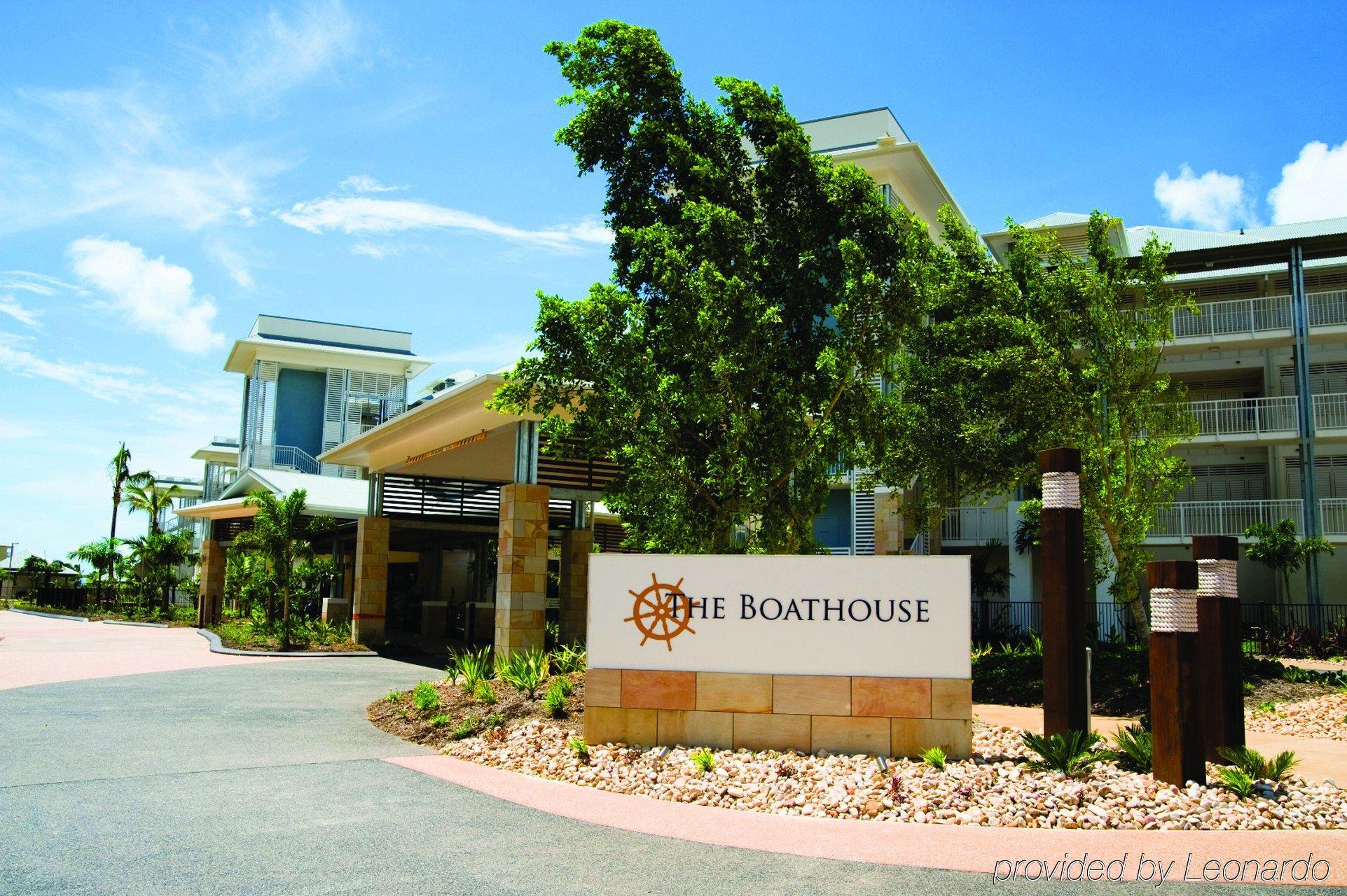 The Boathouse Apartments Airlie Beach Exteriör bild