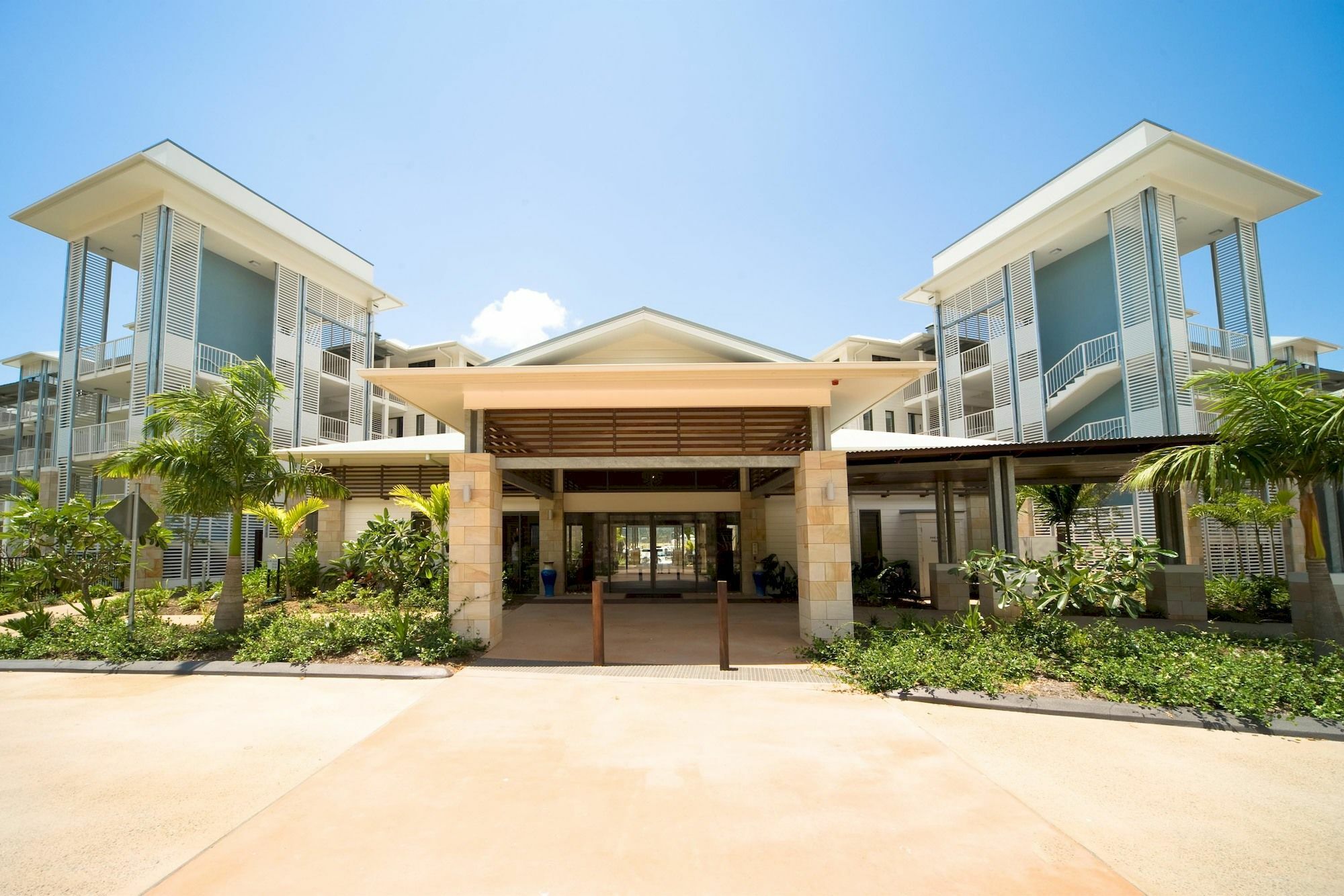 The Boathouse Apartments Airlie Beach Exteriör bild